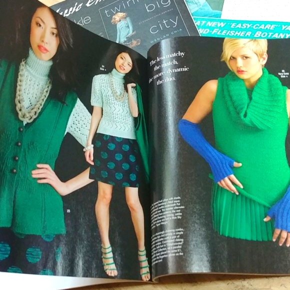 3 Vogue Knitting 1967-2007-2012 - Picture 10 of 16